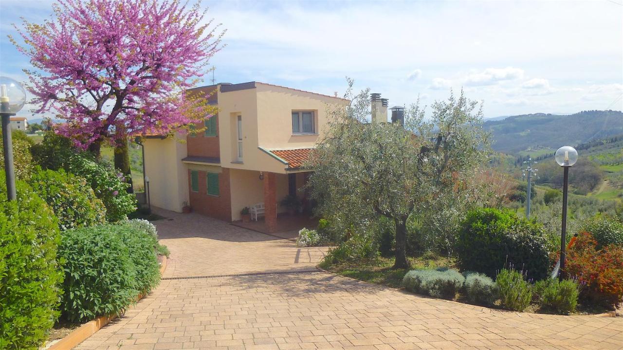 La Solaria Apartment Carmignano Bagian luar foto